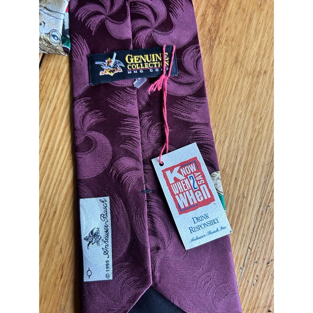 Vintage 1995 Anheuser-Busch Budweiser Frogs Silk Novelty Necktie Maroon USA Made